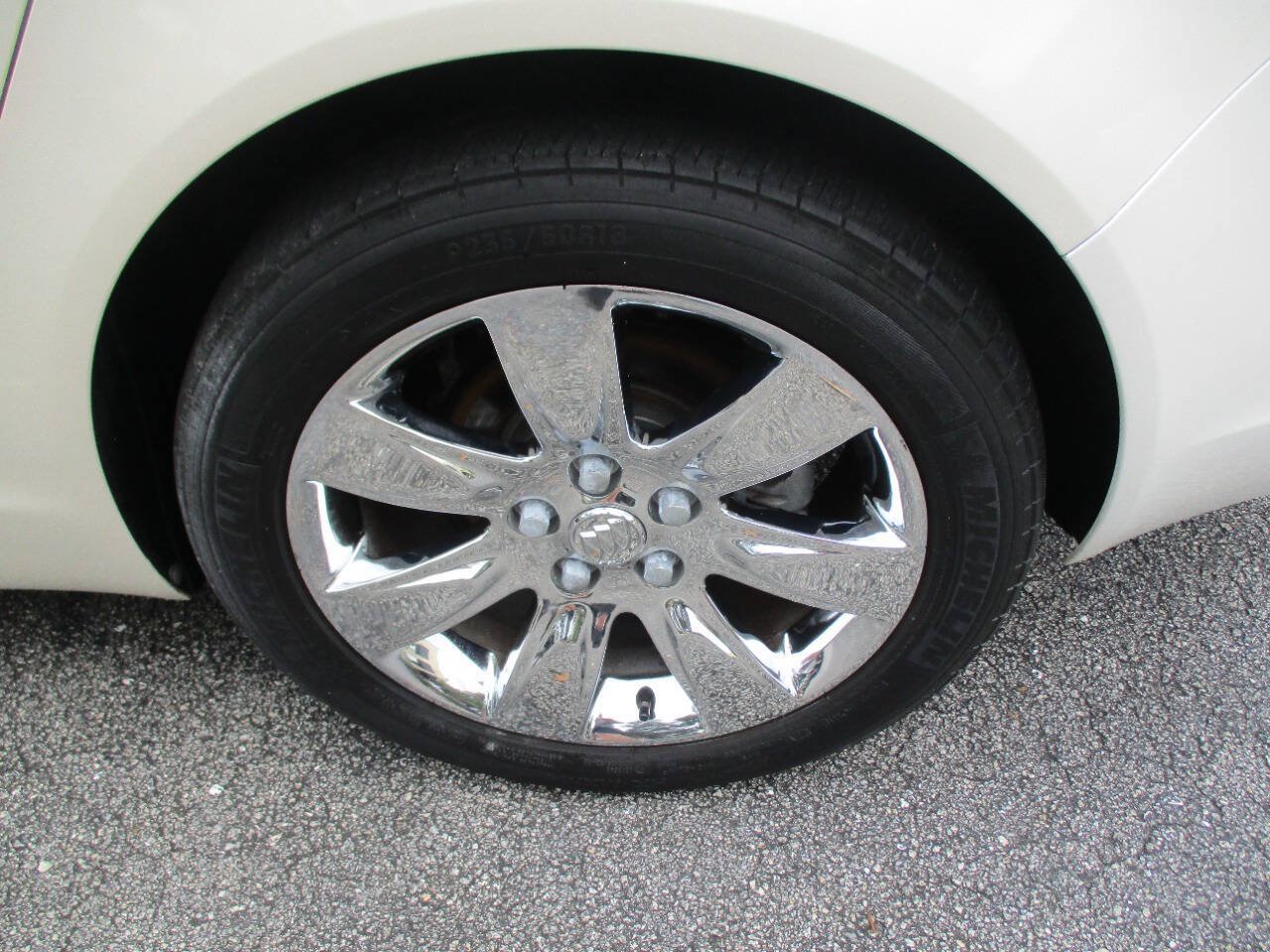 Used 2012 Buick Regal Premium FWD image 28