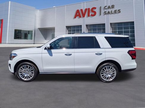 Used 2024 Ford Expedition Limited AWD/4WD image 10