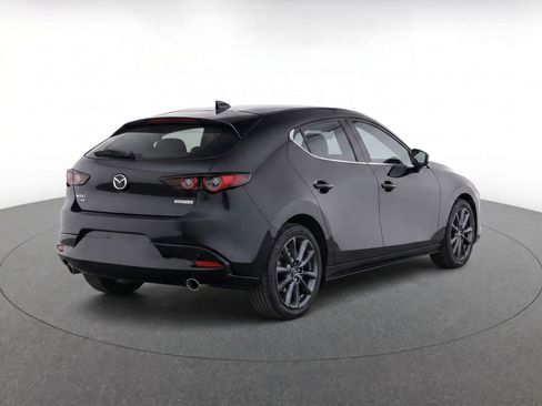 Used 2020 MAZDA MAZDA3 AWD Hatchback w/ Preferred Pkg image 4