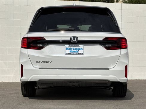New 2026 Honda Odyssey EX-L image 5