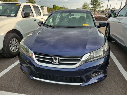 Used 2013 Honda Accord EX image 3