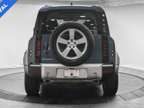 Used 2024 Land Rover Defender 110 S image 6