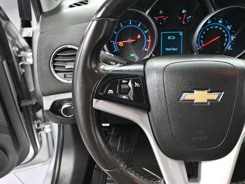 Used 2014 Chevrolet Cruze LT FWD image 23