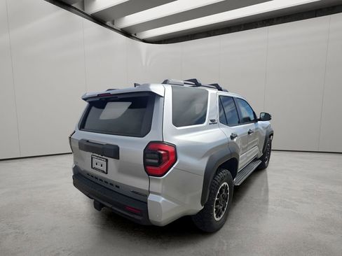 Used 2025 Toyota 4Runner TRD Off-Road image 5