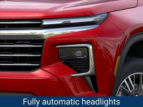 New 2027 Chevrolet Traverse LT w/ Driver Confidence Package FWD image 11