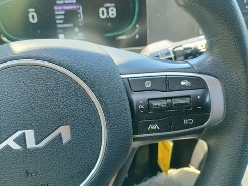 Used 2023 Kia Sportage LX AWD/4WD image 30