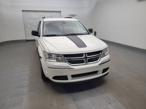 Used 2018 Dodge Journey SE image 14