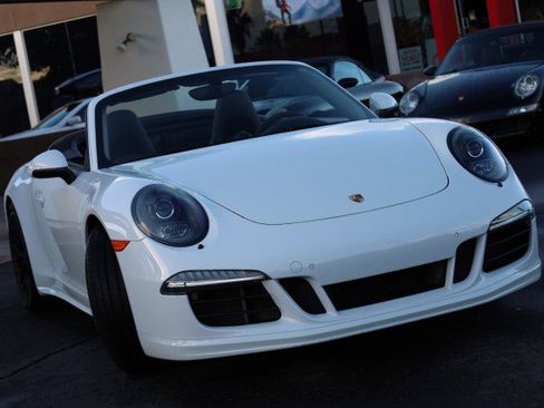 Used 2015 Porsche 911 Carrera GTS image 2