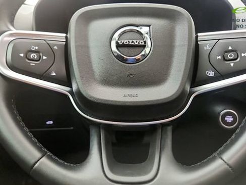 Used 2025 Volvo XC40 B5 Plus AWD/4WD image 57