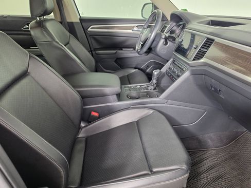 Used 2019 Volkswagen Atlas SE FWD image 40