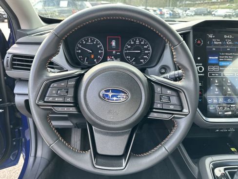 Used 2024 Subaru Crosstrek 2.5i Limited w/ Crosstrek Mirror Package AWD/4WD image 12