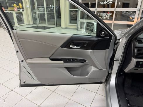 Used 2014 Honda Accord EX-L image 13
