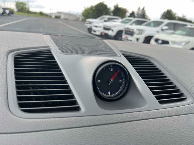 Used 2020 Porsche Cayenne AWD/4WD image 11