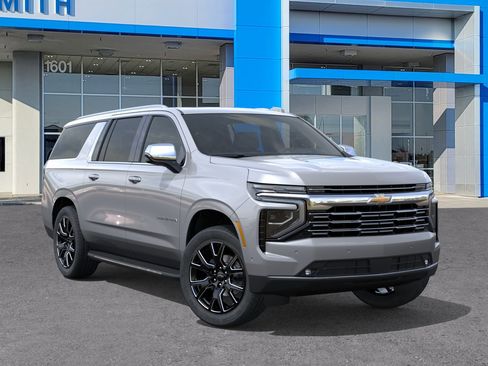 New 2026 Chevrolet Suburban Premier AWD/4WD image 31