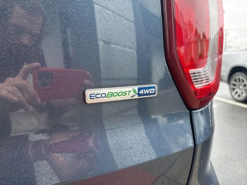 Used 2019 Ford Explorer Platinum image 65