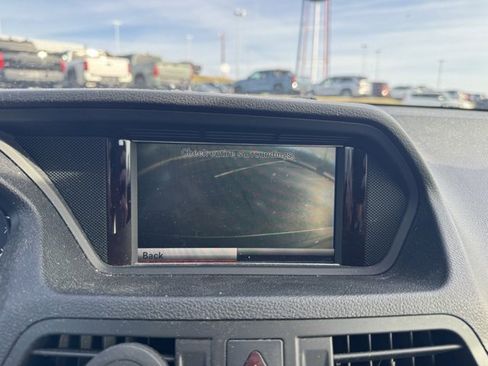 Used 2013 Mercedes-Benz E 350 4MATIC Coupe image 15