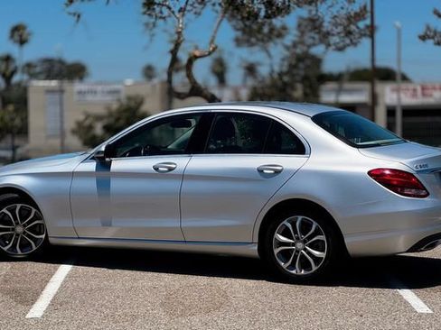 Used 2017 Mercedes-Benz C 300 Sedan image 15