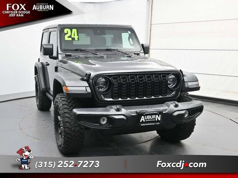 Used 2024 Jeep Wrangler Sport AWD/4WD image 15