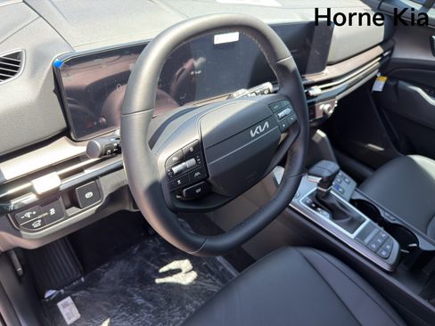 New 2026 Kia Sportage SX FWD image 11