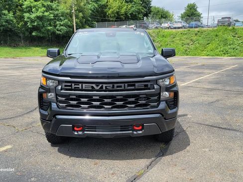 Used 2023 Chevrolet Silverado 1500 Custom Trail Boss w/ LPO, Dark Essentials Package AWD/4WD image 4