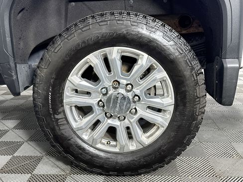 Used 2021 GMC Sierra 2500 Denali w/ Denali Ultimate Package image 35