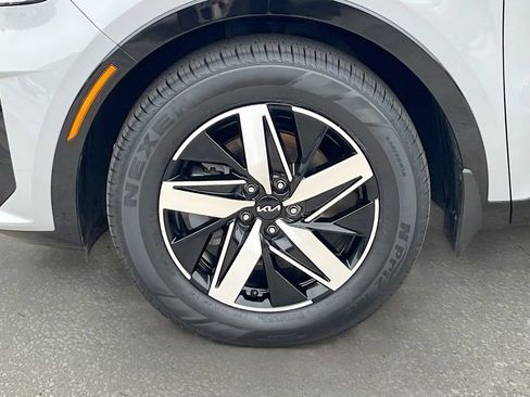 Certified 2022 Kia Sorento EX w/ Panoramic Sunroof Package image 30