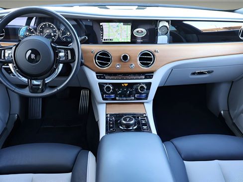 Certified 2021 Rolls-Royce Ghost AWD/4WD image 4