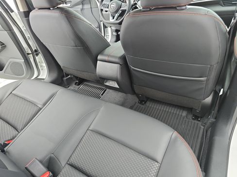 New 2025 Nissan Altima 2.5 SR image 11