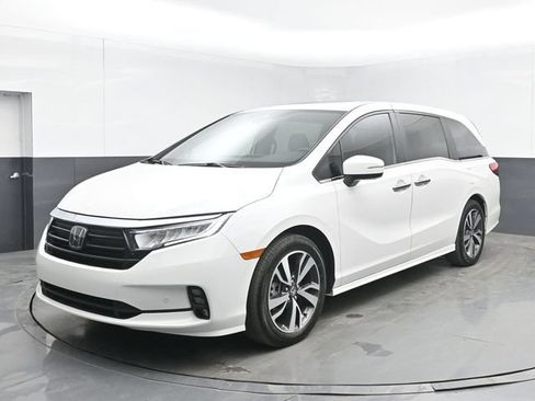 Used 2024 Honda Odyssey Touring image 5