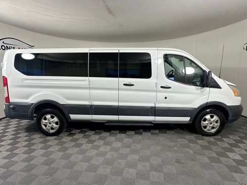 Used 2017 Ford Transit 350 XLT RWD image 8
