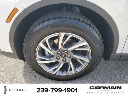 New 2026 Lincoln Corsair Premiere image 12