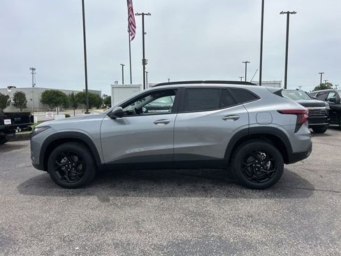 New 2026 Chevrolet Trax LT FWD image 6