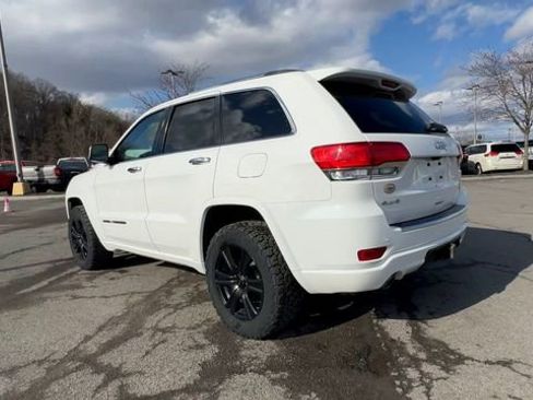 Used 2020 Jeep Grand Cherokee Overland image 6