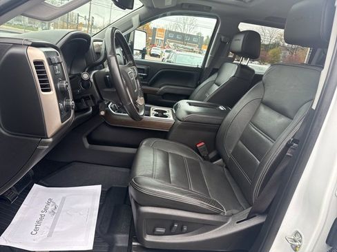 Used 2017 GMC Sierra 2500 Denali w/ Duramax Plus Package image 11