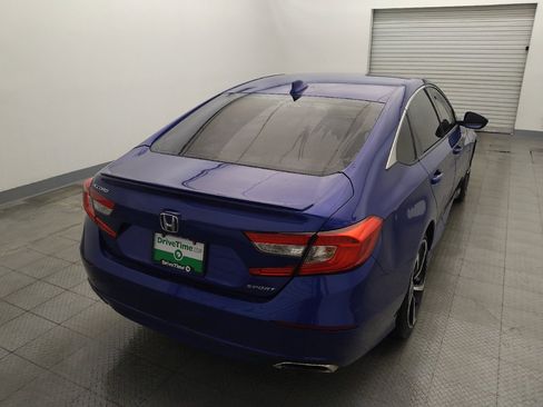Used 2018 Honda Accord Sport image 7