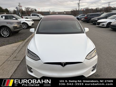 Used 2021 Tesla Model X Long Range image 28