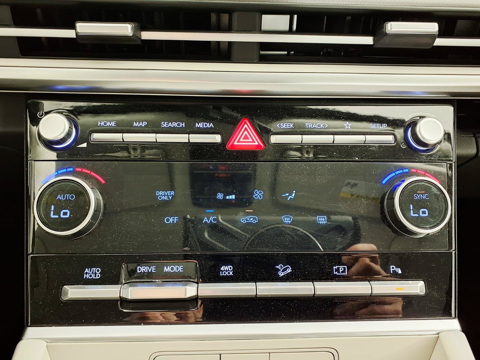 Certified 2026 Hyundai Santa Fe SE AWD/4WD image 20