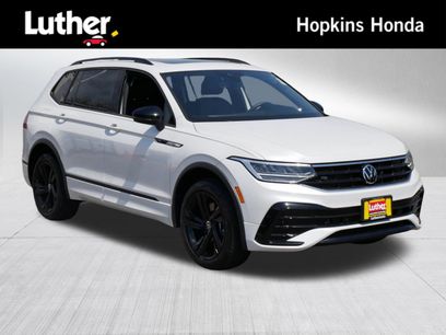 Used 2023 Volkswagen Tiguan SE R-Line