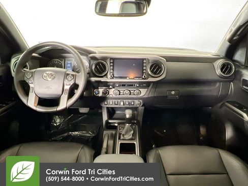Used 2023 Toyota Tacoma TRD Off-Road w/ TRD Premium Off Road Package AWD/4WD image 7