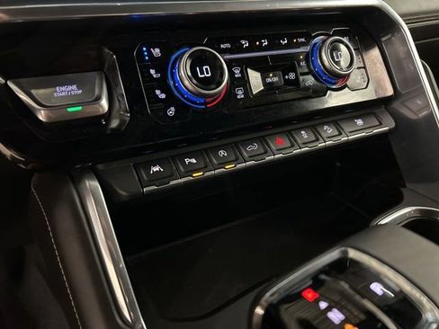 Used 2024 GMC Sierra 1500 Denali Ultimate AWD/4WD image 19