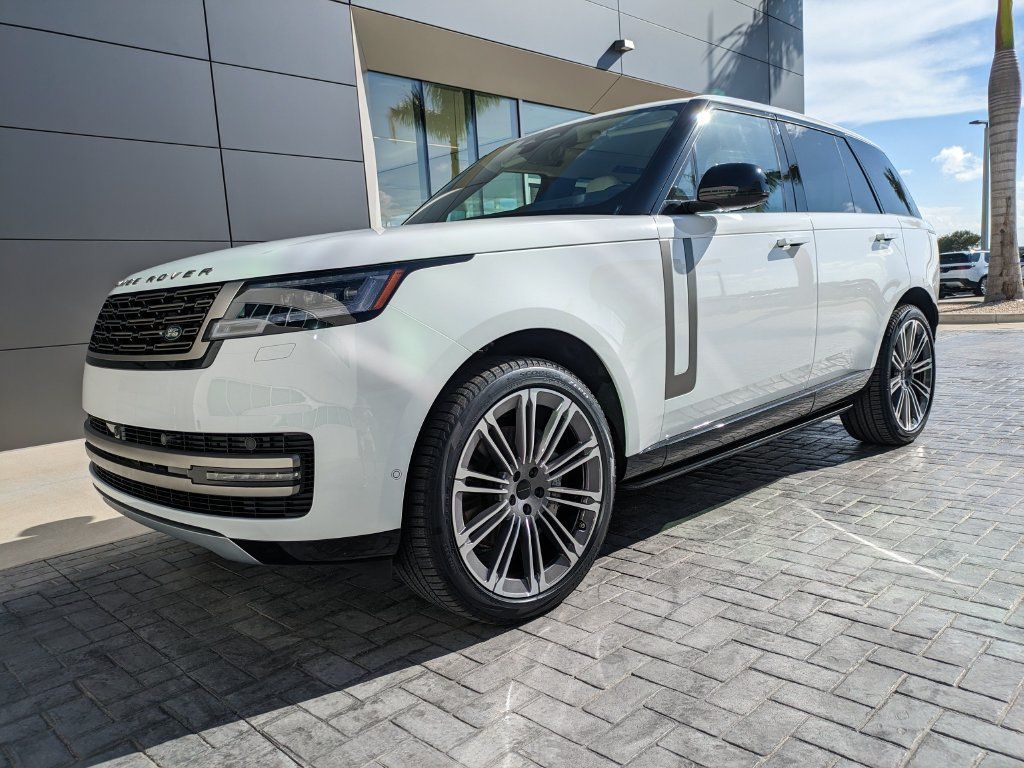 New 2026 Land Rover Range Rover SE AWD/4WD image 1