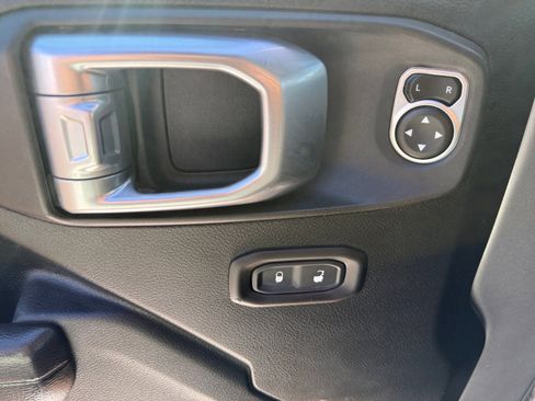 Used 2020 Jeep Wrangler Unlimited Sport S image 13