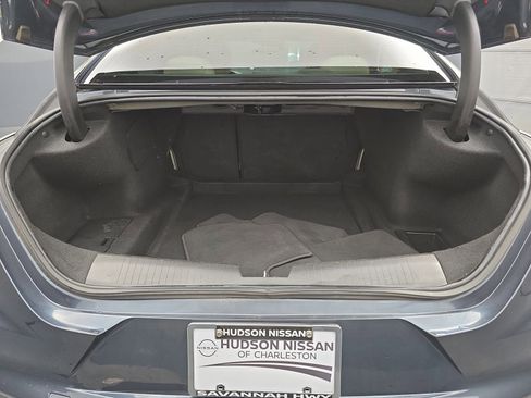 Used 2022 Cadillac CT4 Luxury w/ Sun And Sound Package RWD image 36
