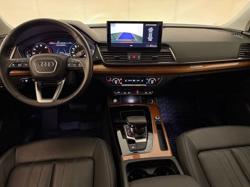 Certified 2023 Audi Q5 2.0T Premium w/ Convenience Package image 16