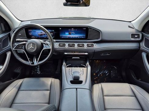 Used 2024 Mercedes-Benz GLE 350 4MATIC image 17