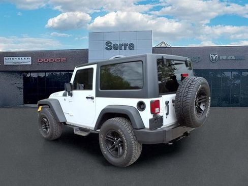 Used 2018 Jeep Wrangler Sport AWD/4WD image 4