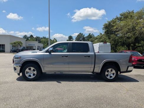 Used 2025 RAM 1500 Big Horn AWD/4WD image 6