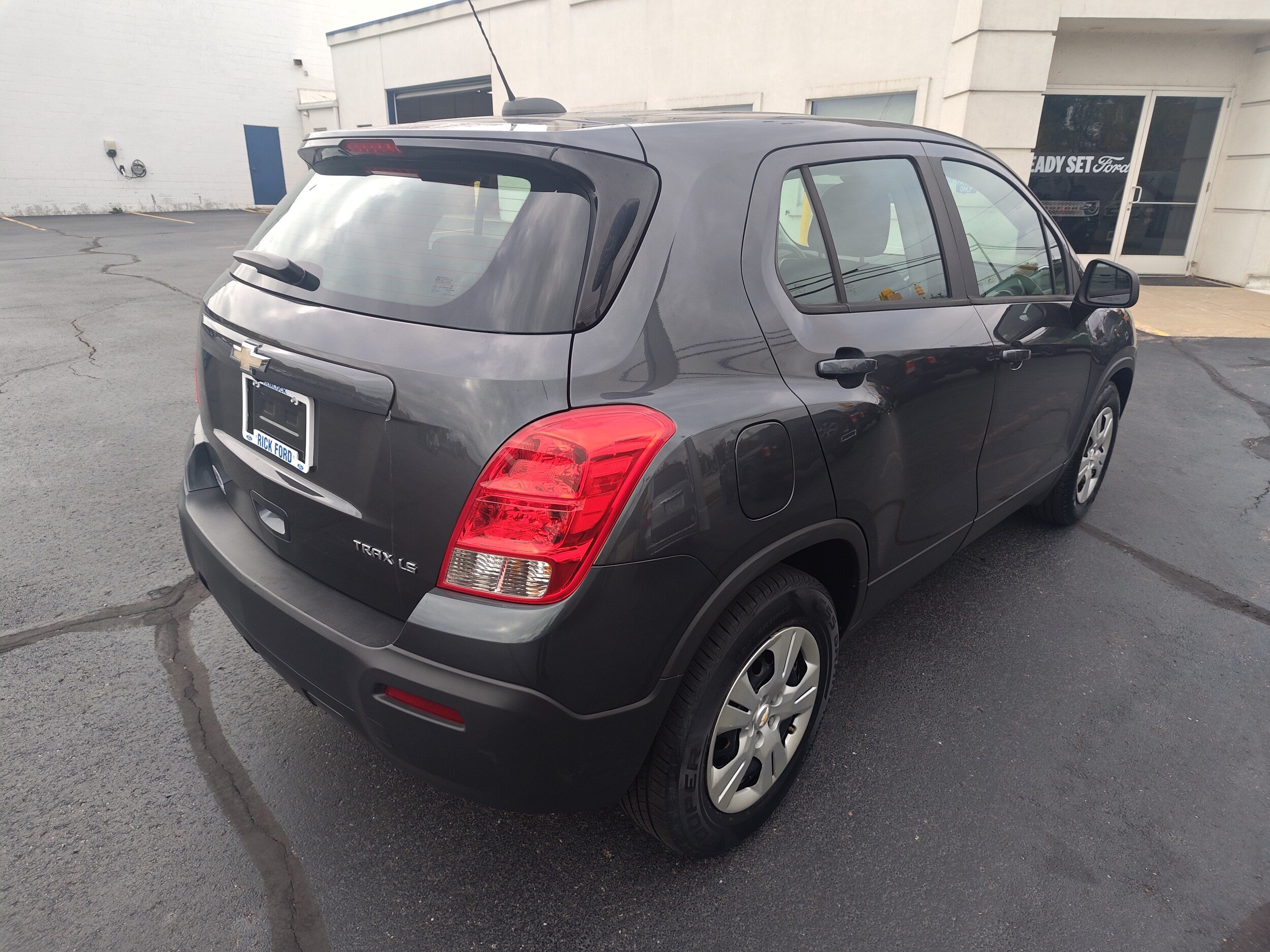 Used 2016 Chevrolet Trax LS FWD image 5