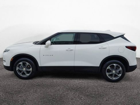 Used 2025 Chevrolet Blazer LT AWD/4WD image 4
