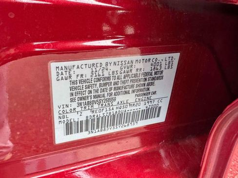 Certified 2025 Nissan Sentra SR w/ SR Premium Package image 19